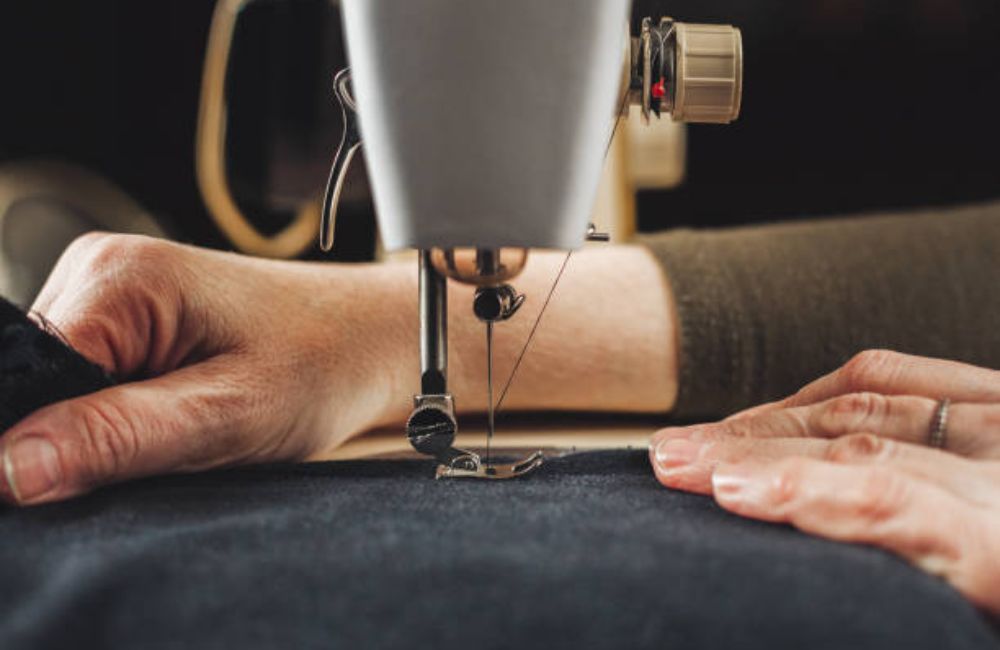 Zipper Replacement & Clothing Repairs